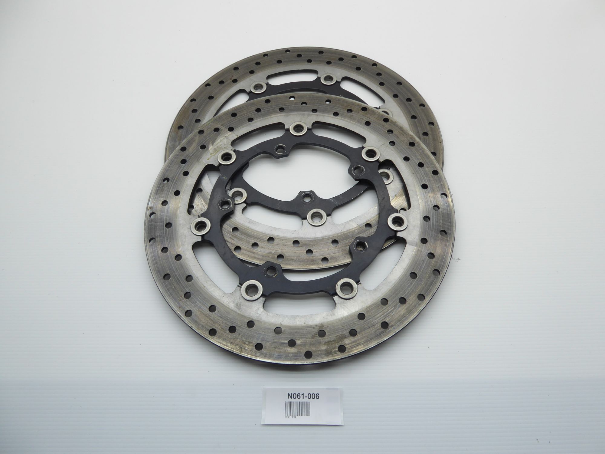 Yamaha FZ8 RN25 Front brake discs L/R 39P-2581T-00