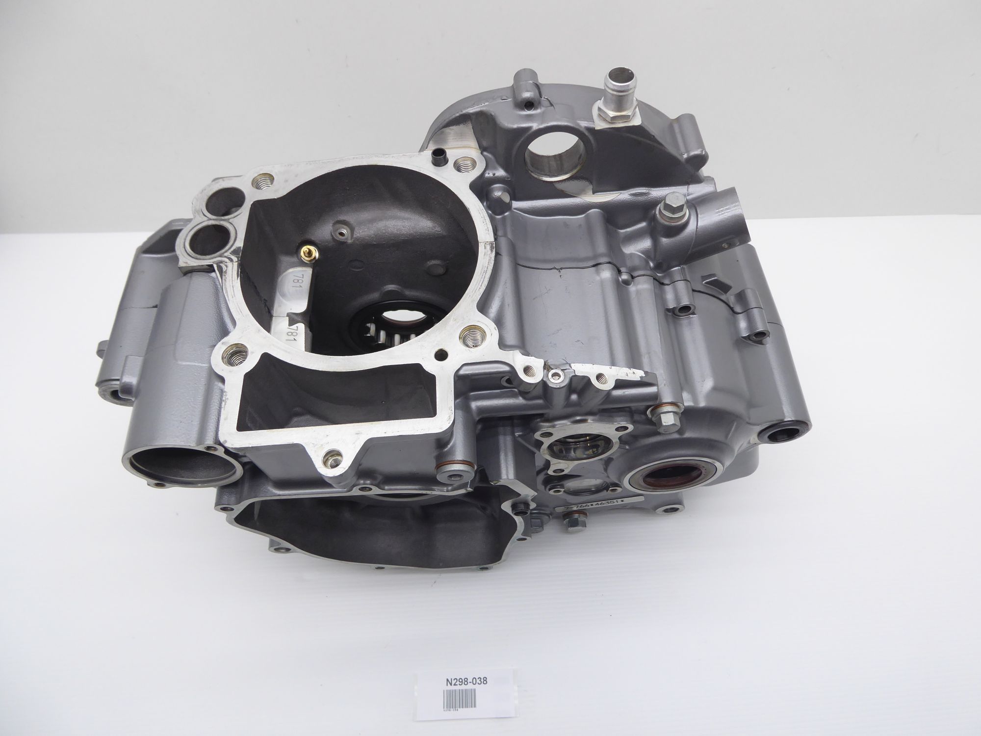 Husqvarna 701 Enduro 2017 engine case 7663000003324