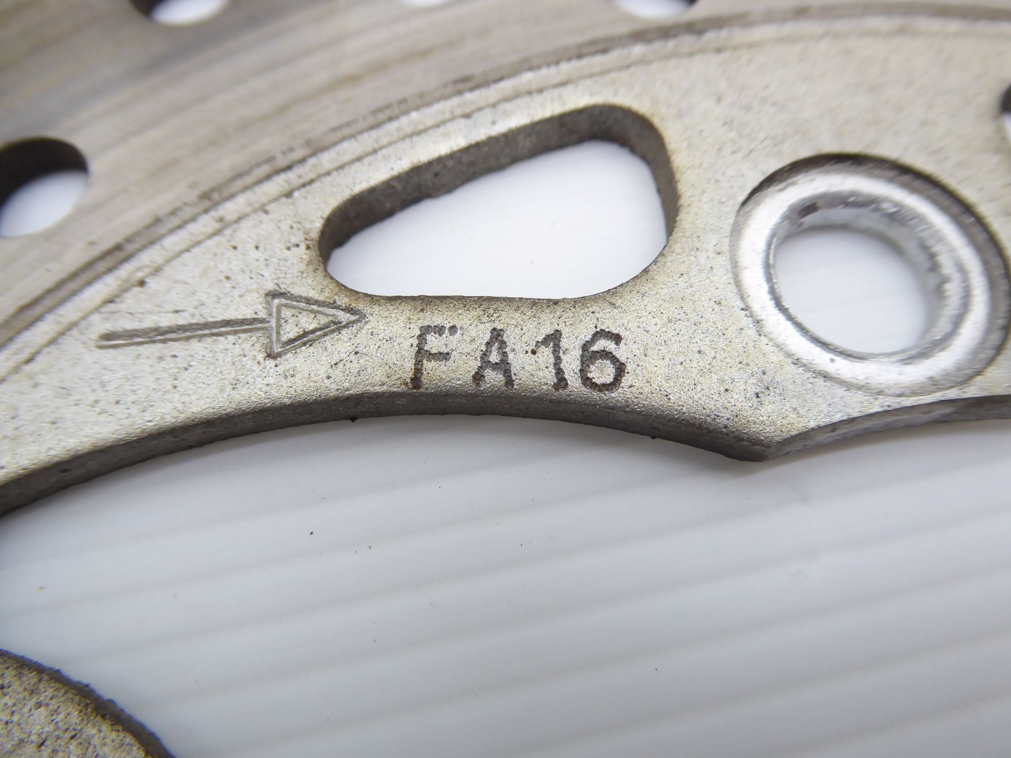 KTM 125 Duke 2016 Rear brake disc 3.8mm 90110060000