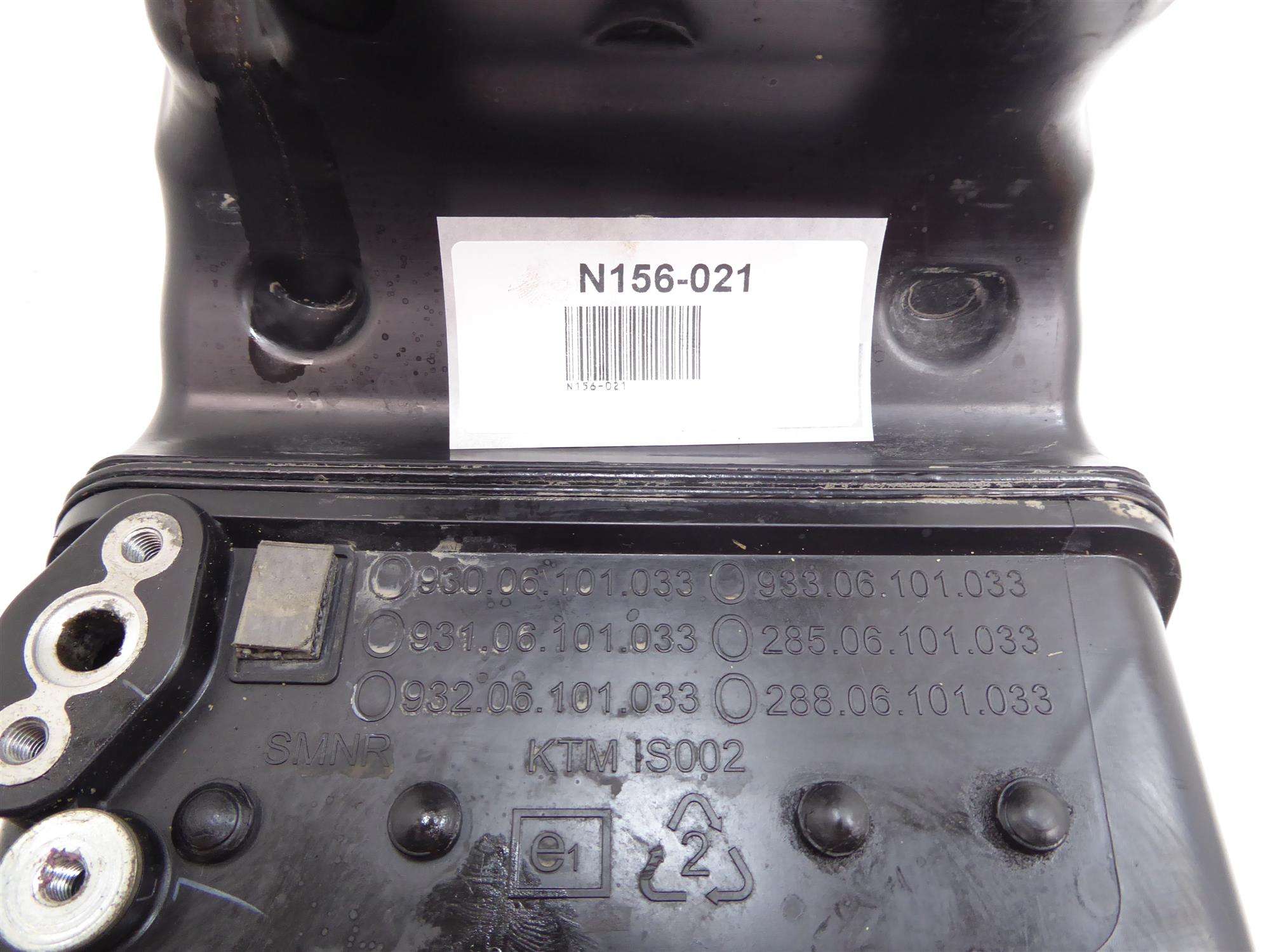 KTM 125 Duke 2017 caja de filtro de aire cpl. 93006001044