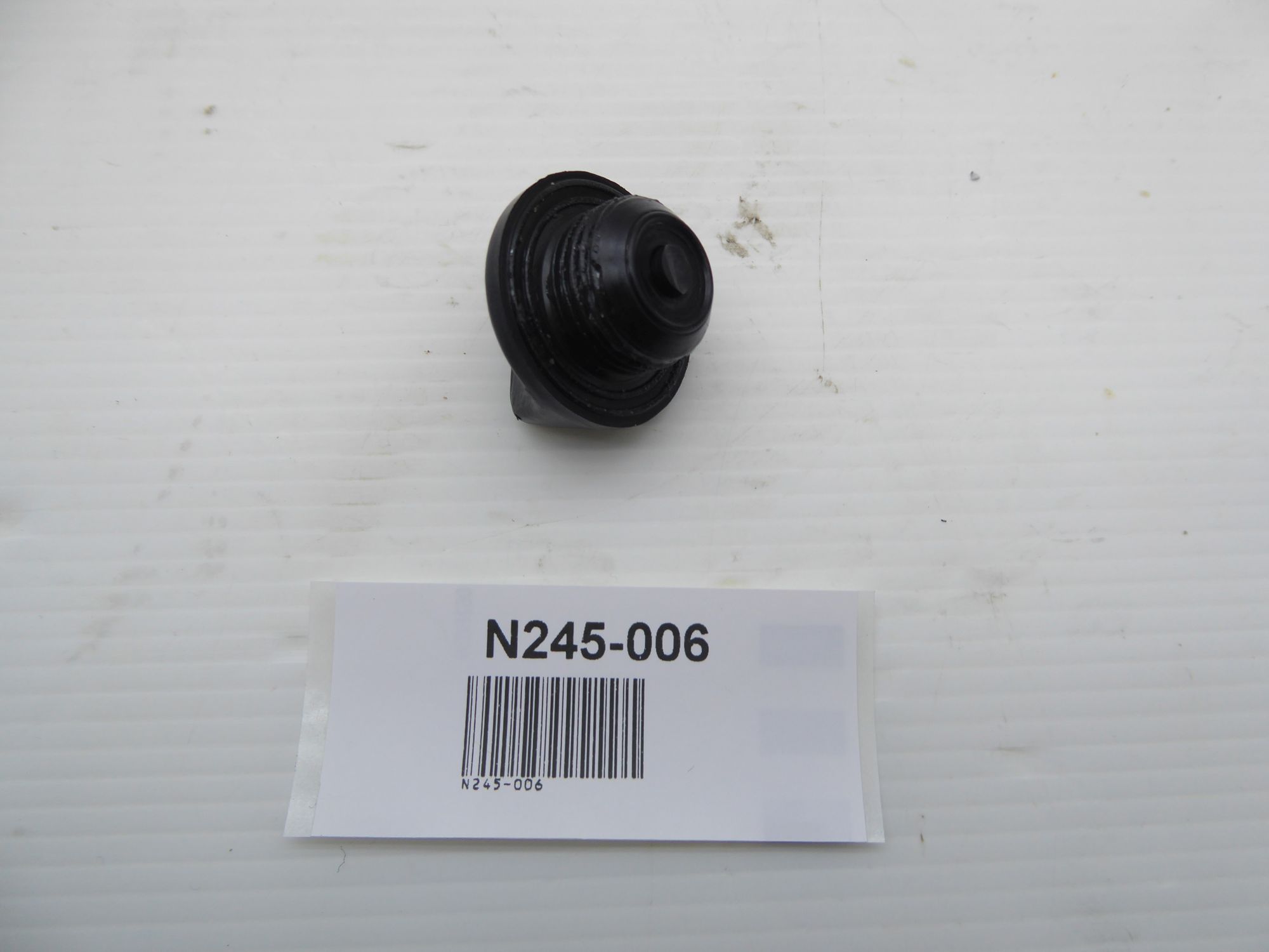 Suzuki RM 125 84-85 Oil inlet screw 09200-20810