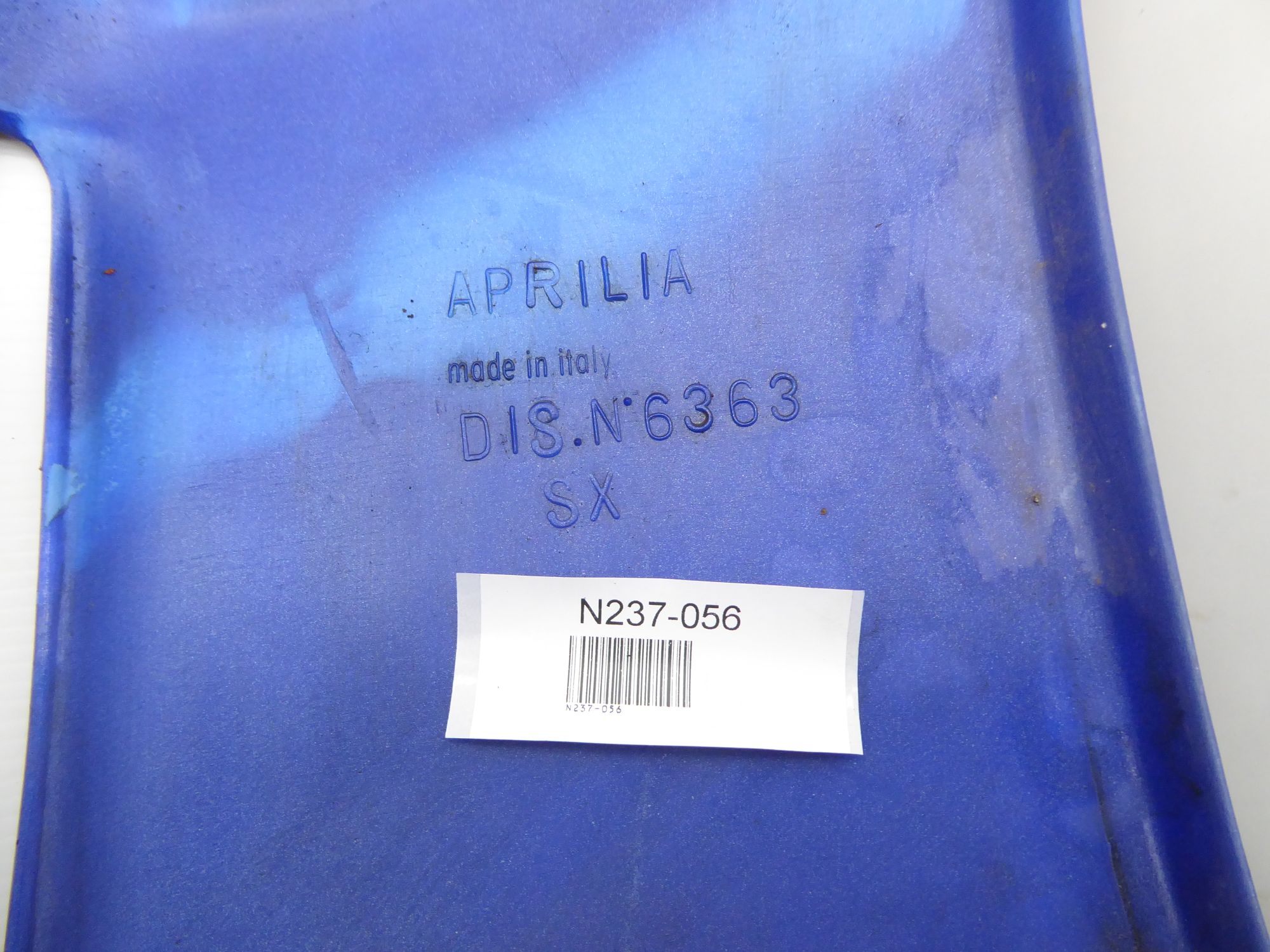 Aprilia Pegaso 600 90-91 Set pannelli laterali L/R AP8131453 AP8131451