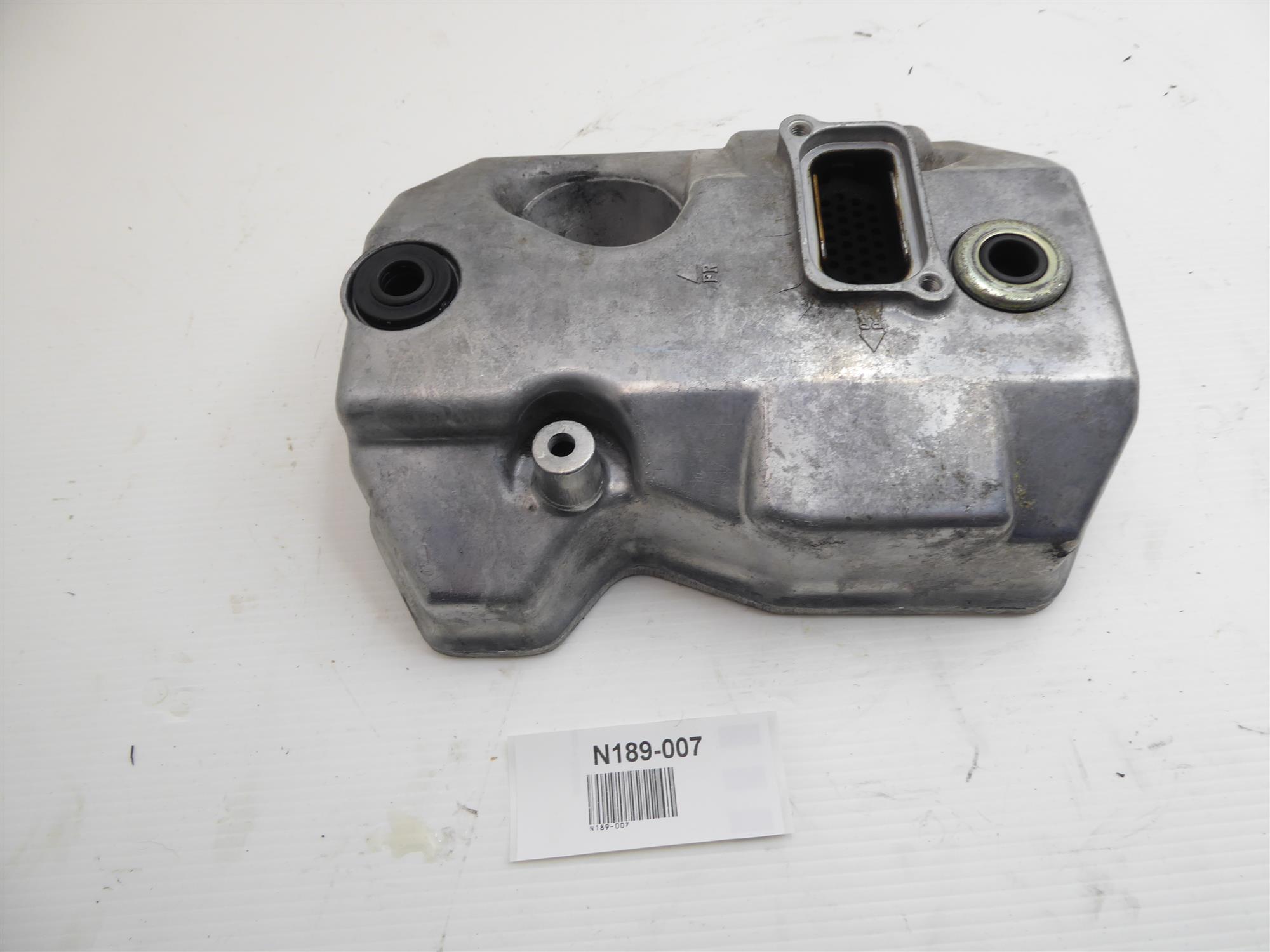Honda NT 650 V Deauville RC47 Rear Cylinder Head Cover 12320-MBL-G00